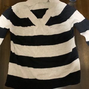 white and black long sleeve v neck stripes